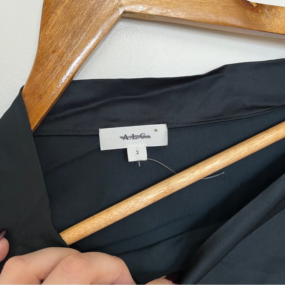 A.L.C. Jamie Top in Black Satin One Shoulder Style Draped Size 2 NWOT - Picture 3 of 5